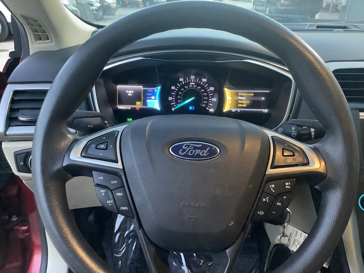2013 Ford Fusion SE photo 19