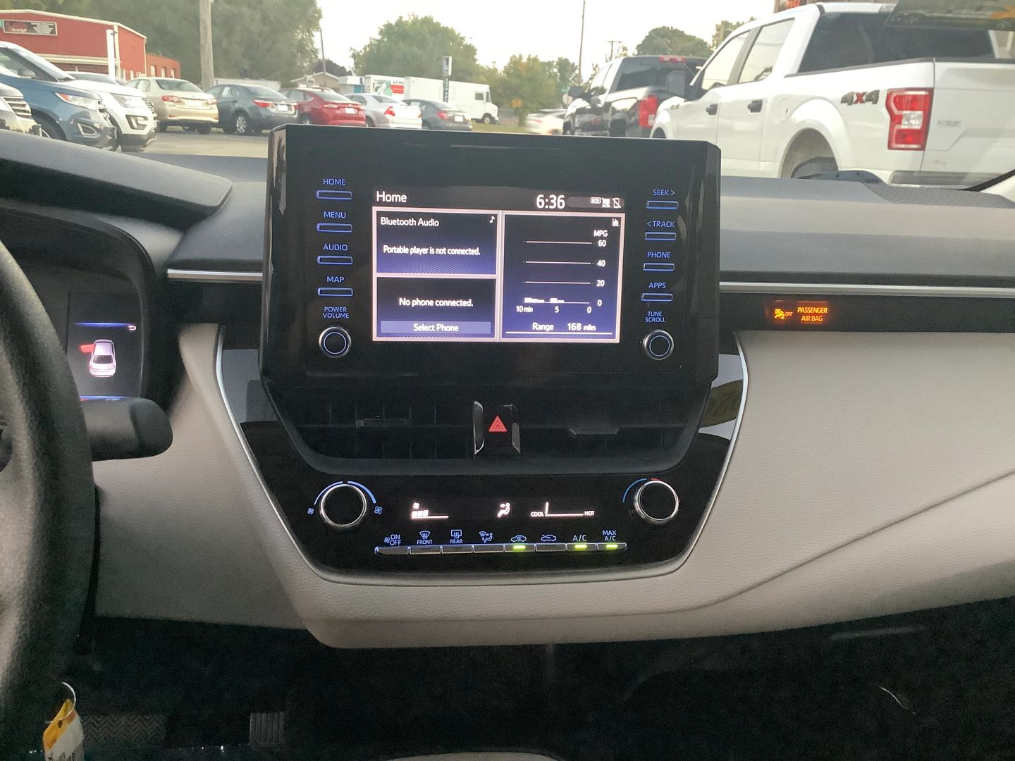 2020 Toyota Corolla L photo 16