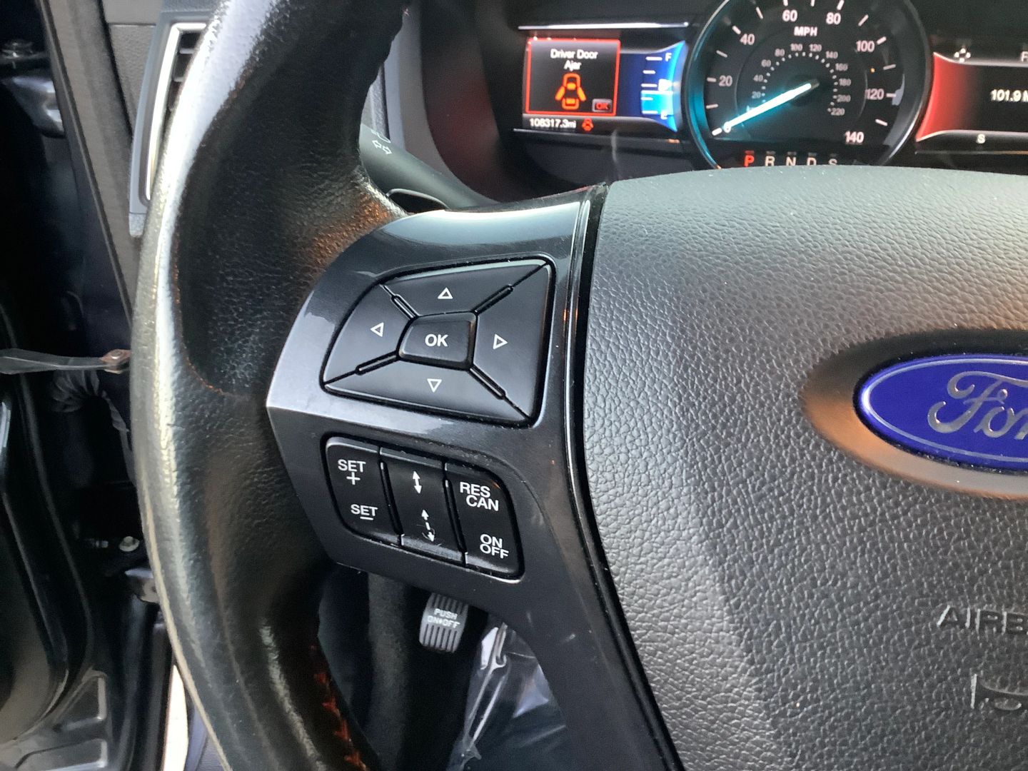 2017 Ford Explorer Sport photo 19