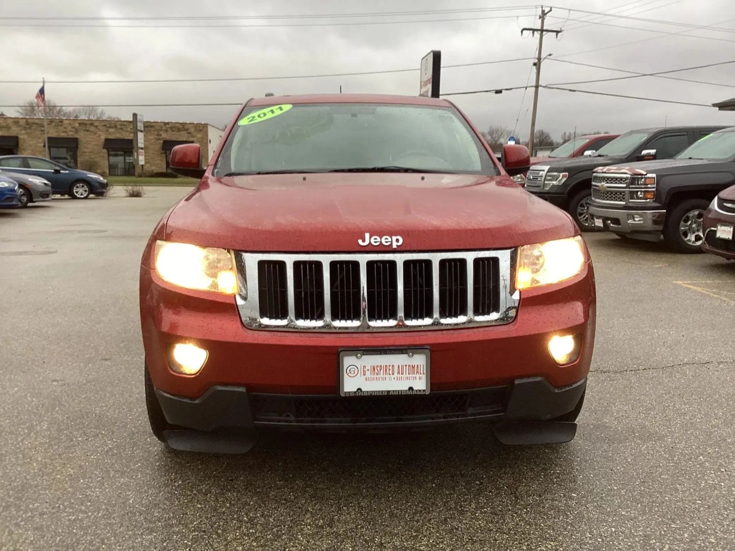 View vehicle photo 2