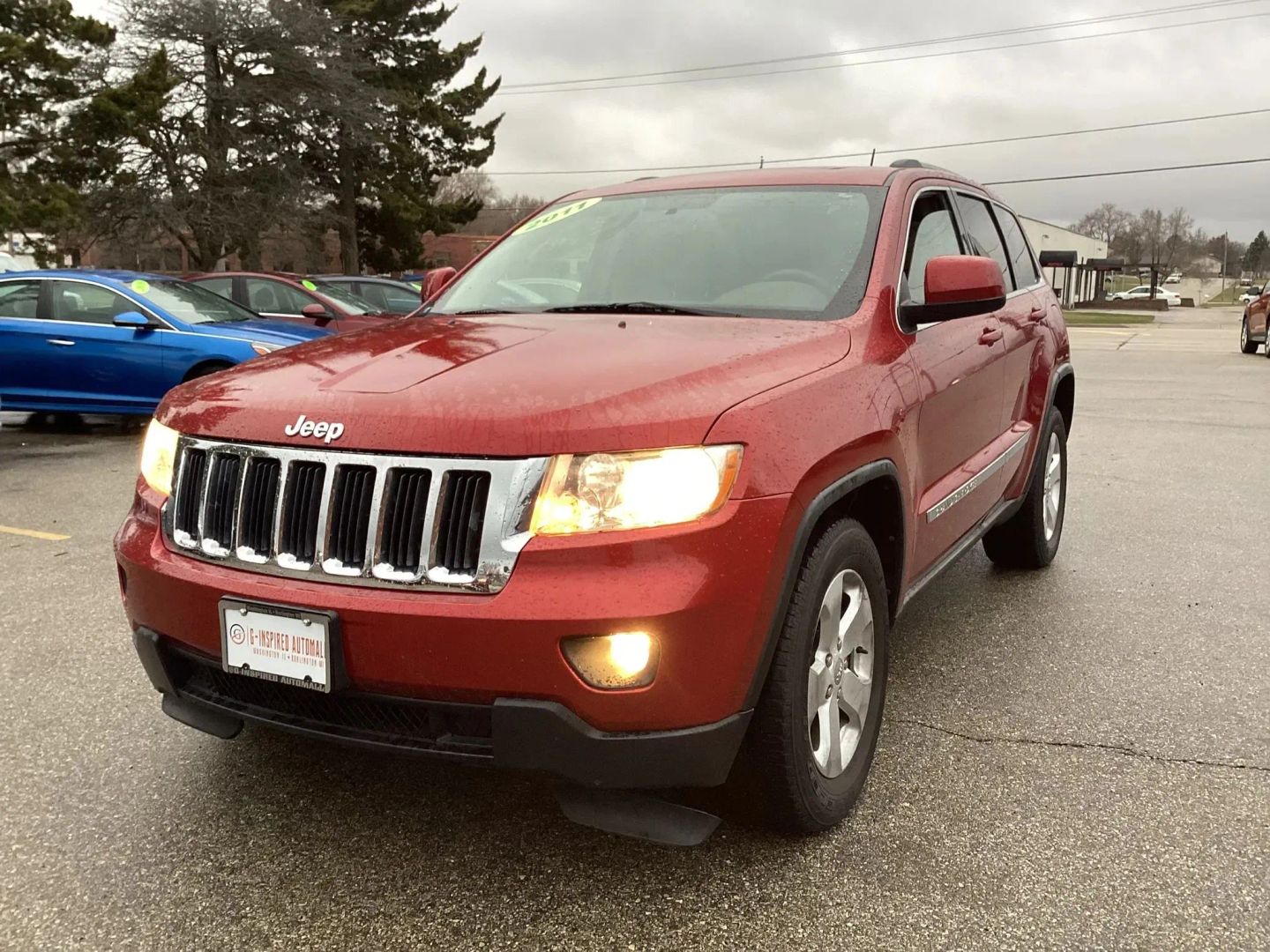 View vehicle photo 3