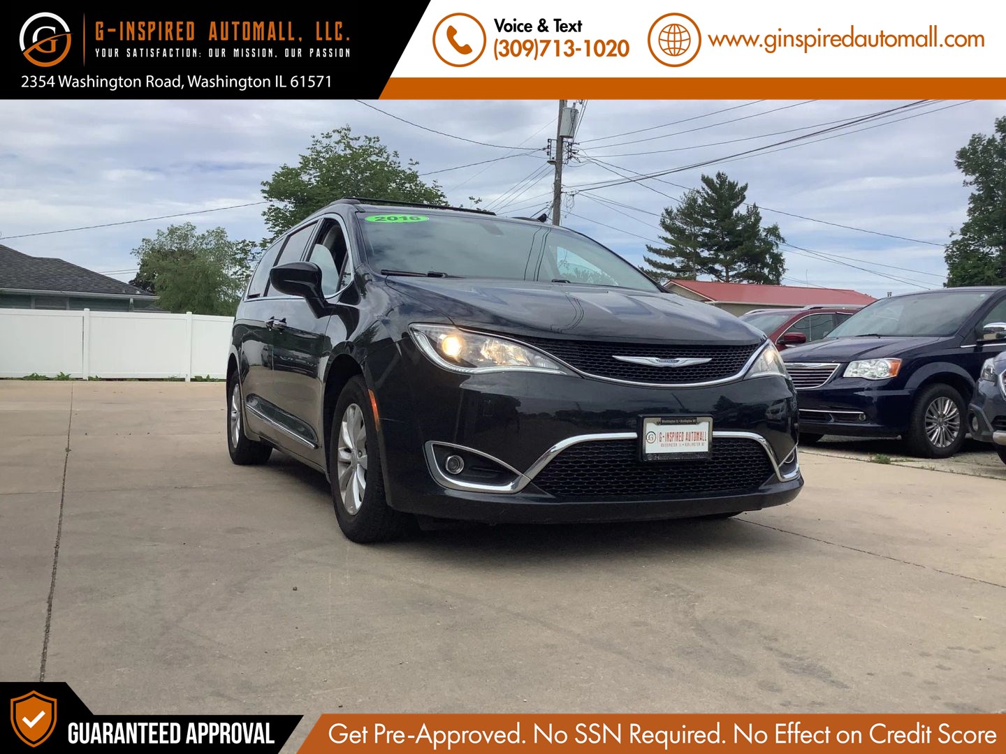 2017 Chrysler Pacifica Touring-L's photo