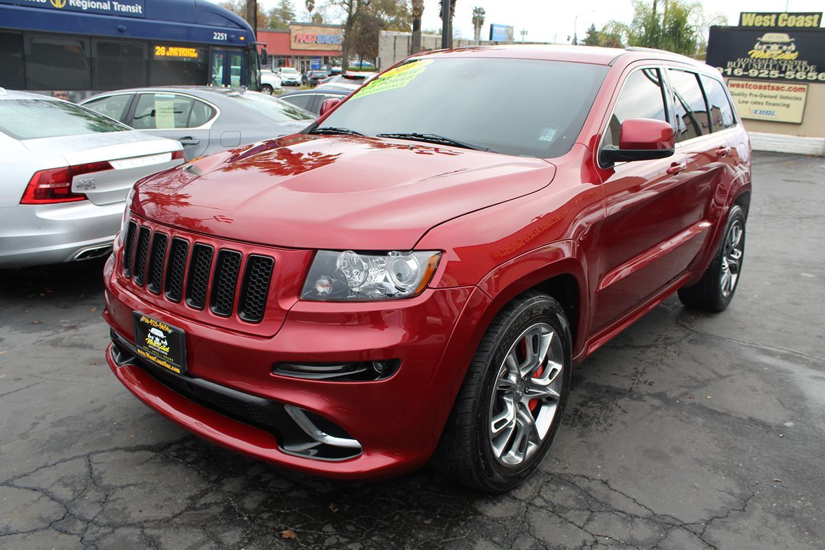 2013 Jeep Grand Cherokee SRT-8 photo 4