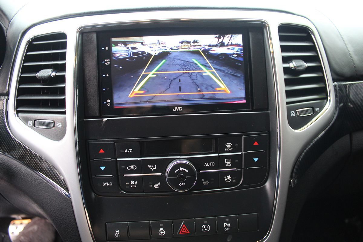 2013 Jeep Grand Cherokee SRT-8 photo 34