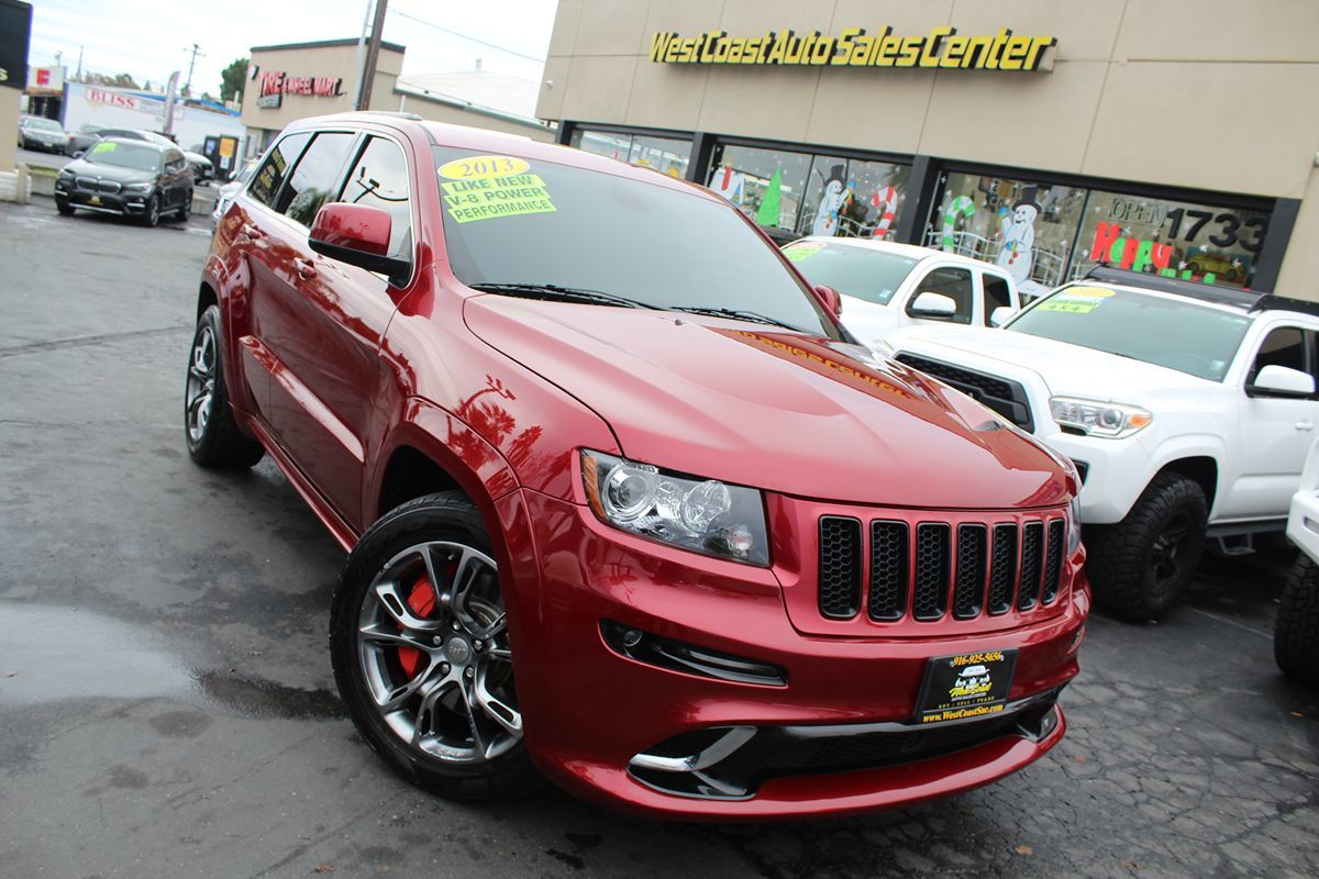 2013 Jeep Grand Cherokee SRT-8 photo 43