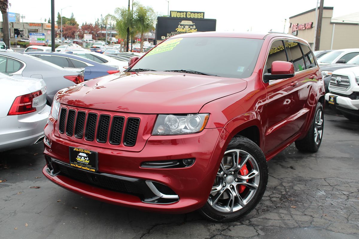 2013 Jeep Grand Cherokee SRT-8 photo 47