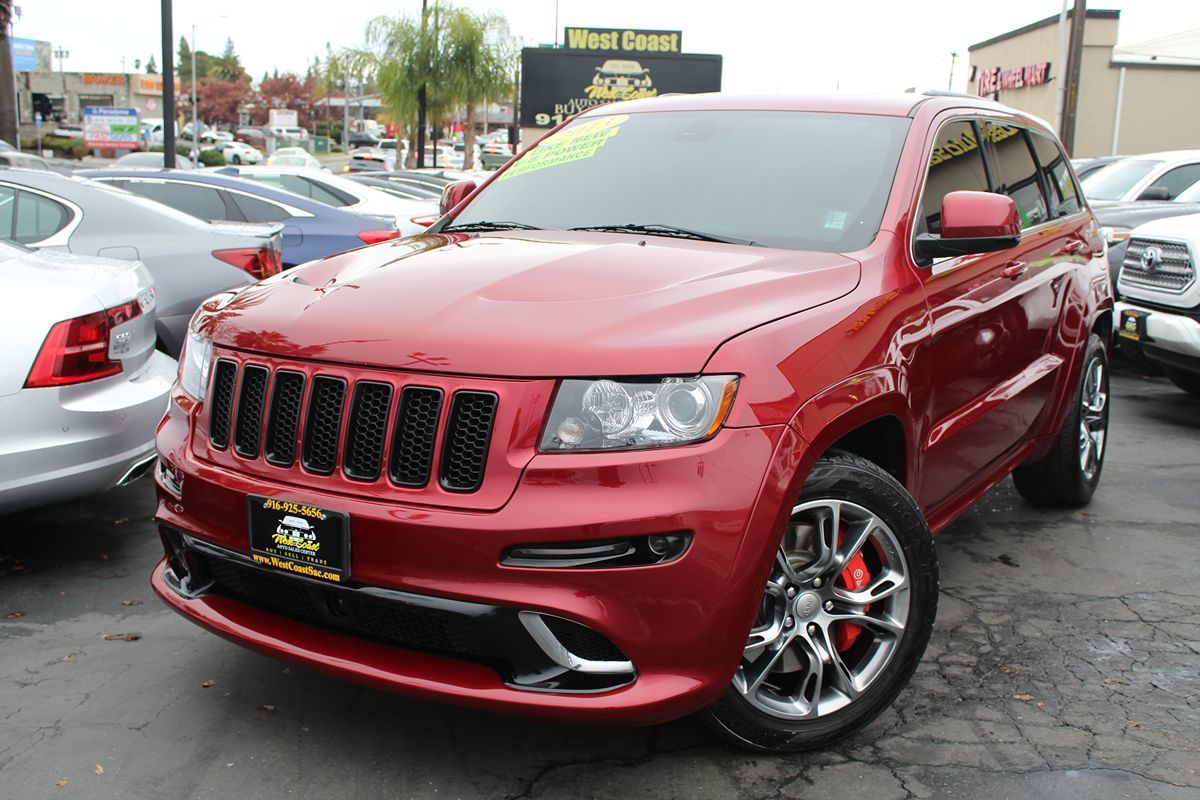 2013 Jeep Grand Cherokee SRT-8 photo 2