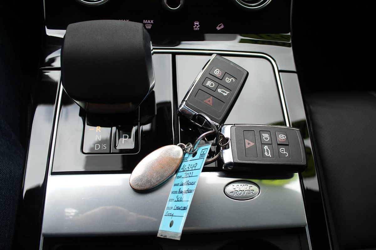 2021 Land Rover Range Rover Velar S - Photo 33