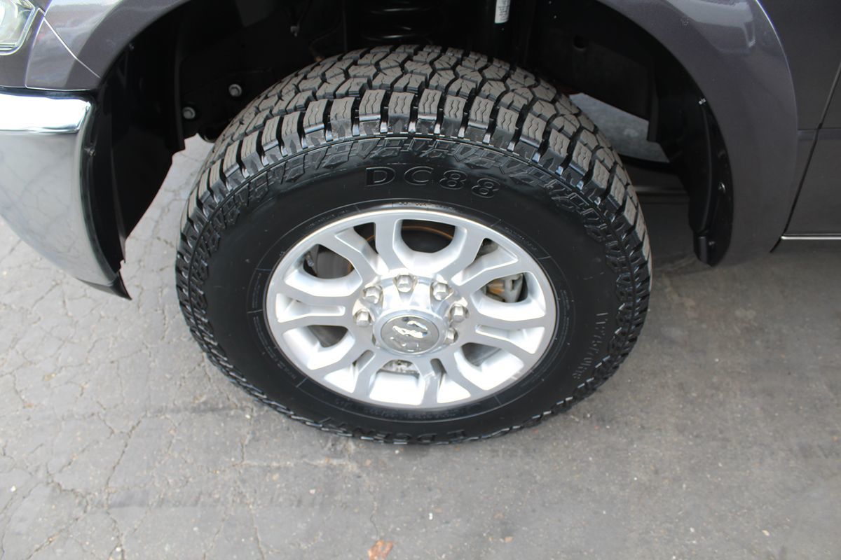 2015 RAM Ram 2500 Pickup Laramie - Photo 11