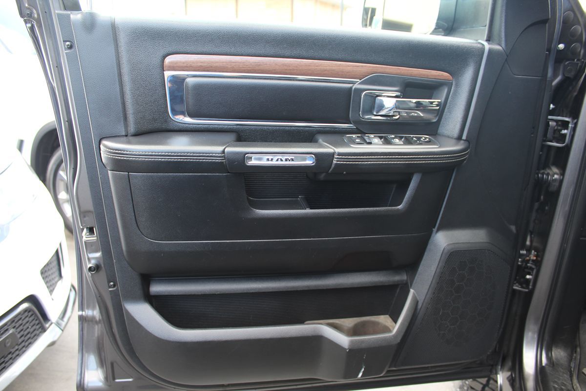 2015 RAM Ram 2500 Pickup Laramie - Photo 17