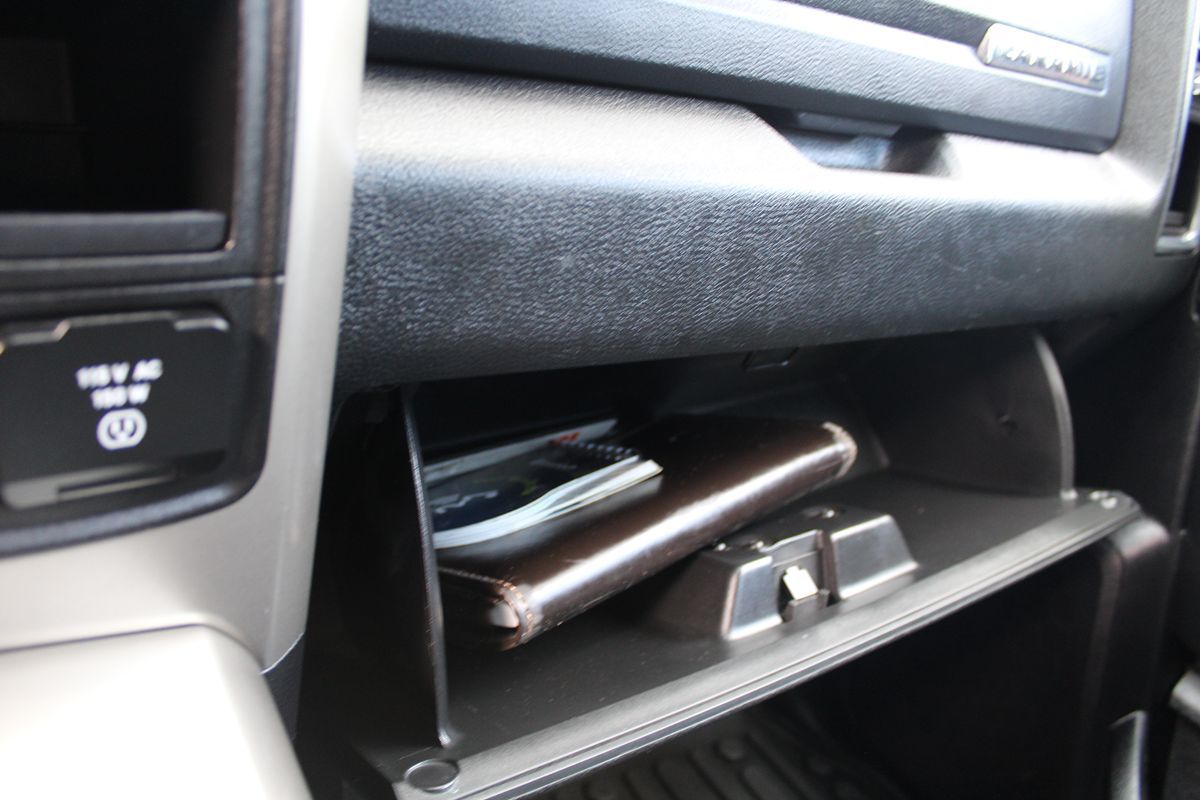 2015 RAM Ram 2500 Pickup Laramie - Photo 33