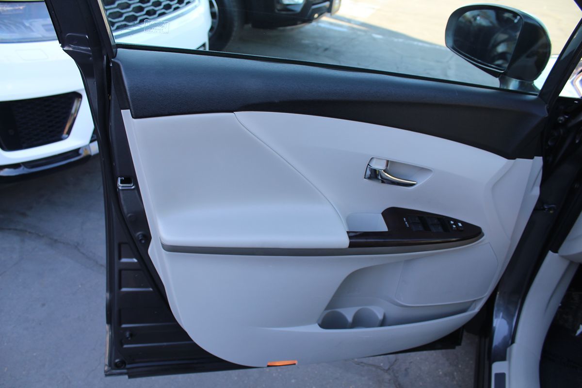 2009 Toyota Venza photo 16