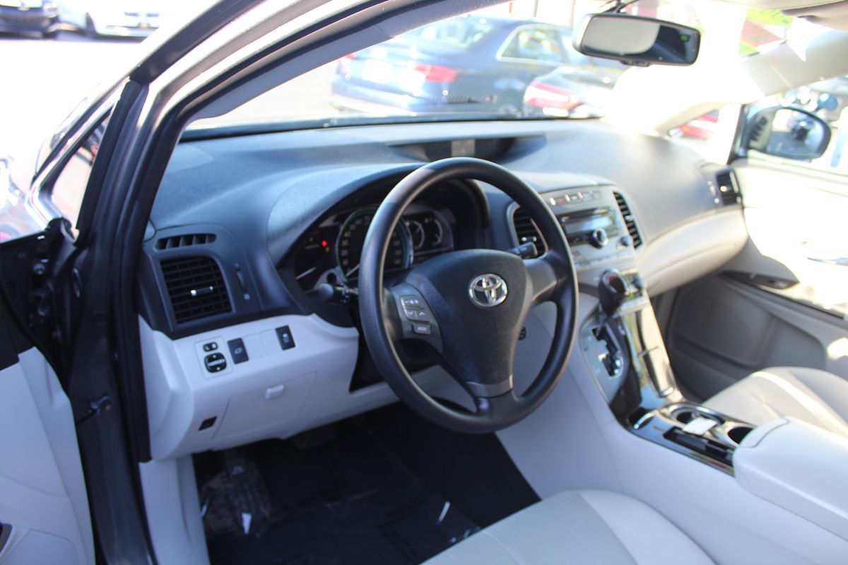 2009 Toyota Venza photo 17