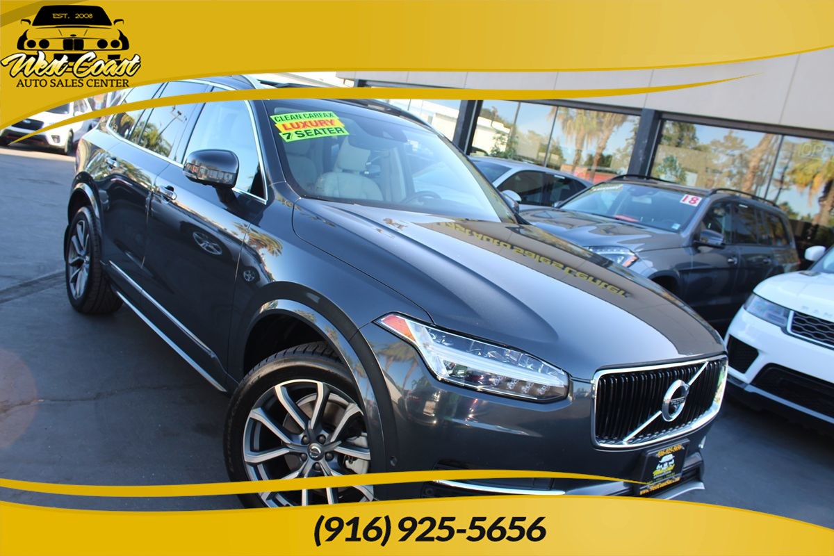 2017 Volvo XC90 T6 AWD Momentum's photo