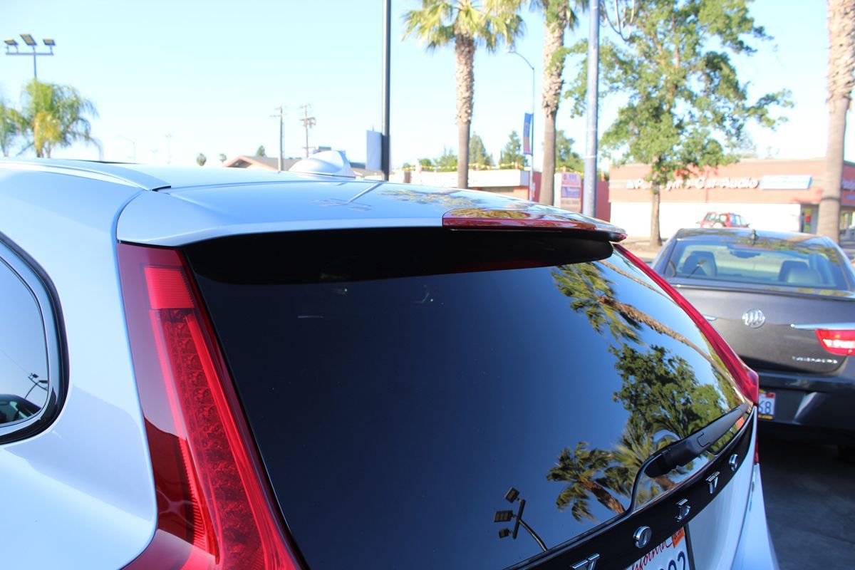2018 Volvo V60 Base - Photo 16