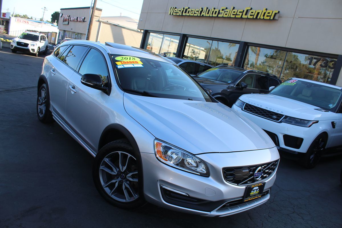 2018 Volvo V60 Base - Photo 35