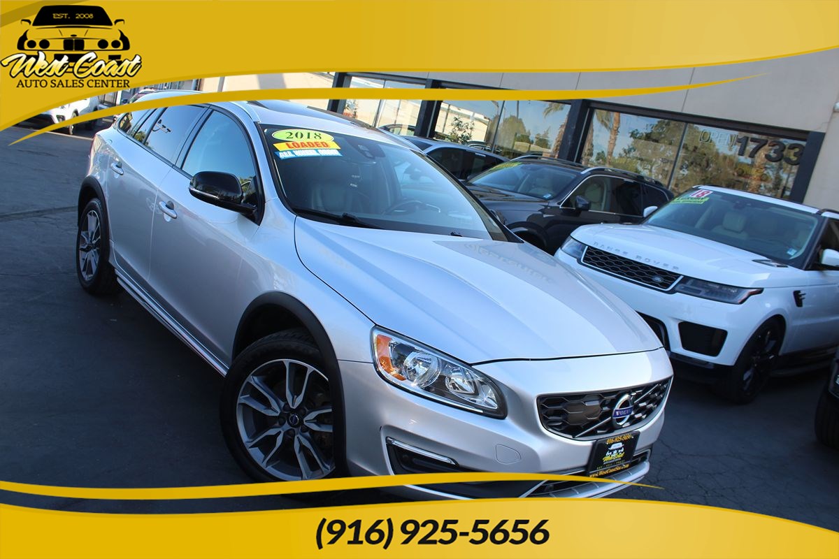 2018 Volvo V60 T5 AWD Cross Country's photo