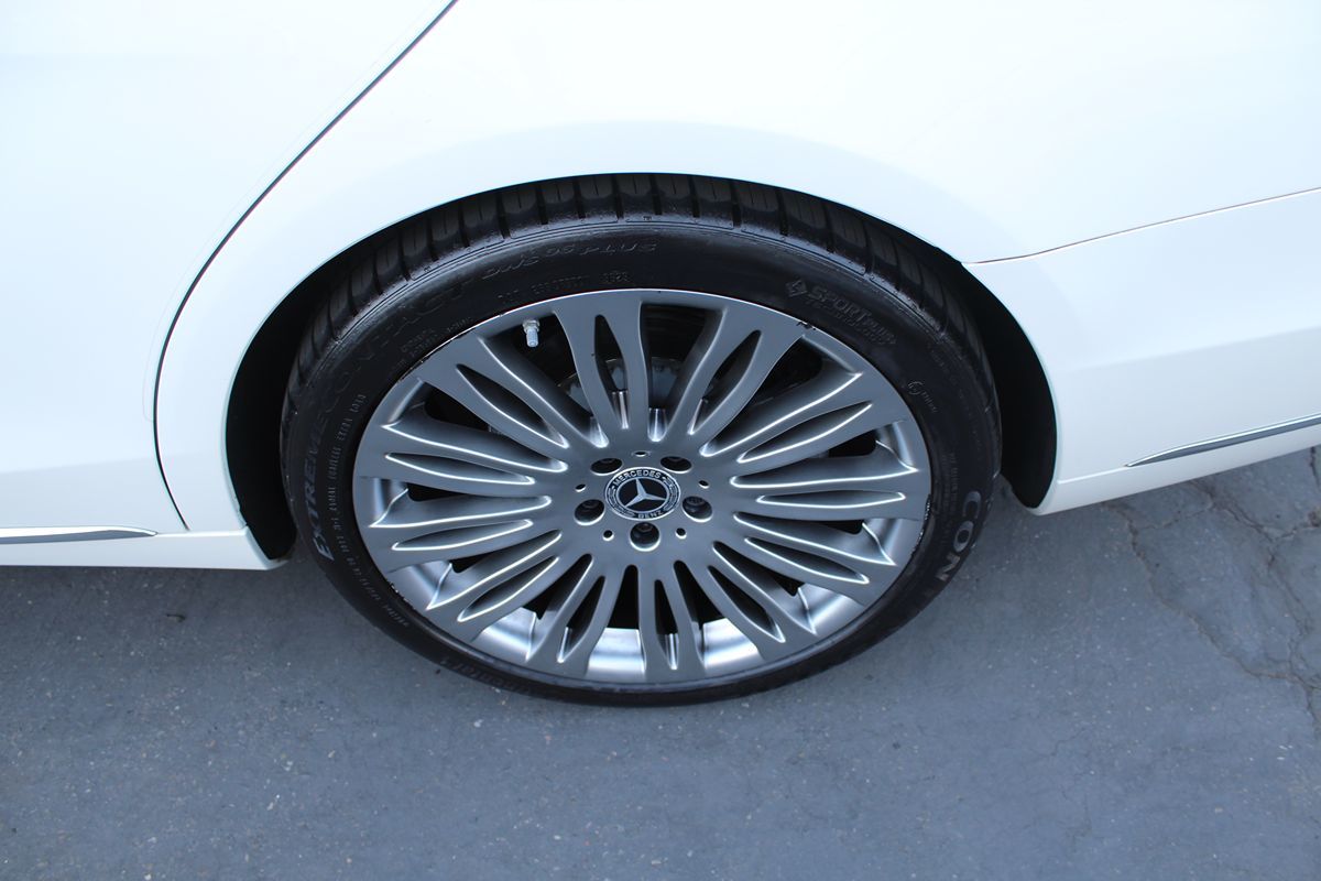 2019 Mercedes Benz S 450 photo 14