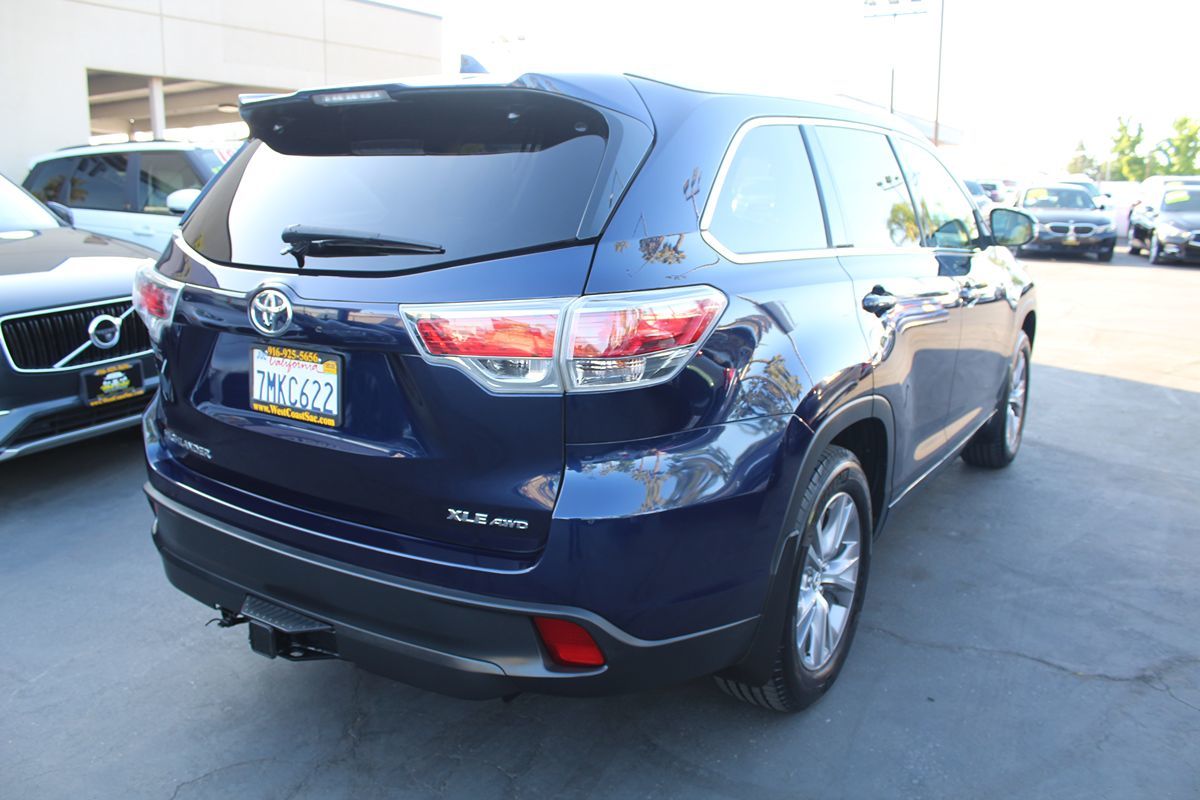 2015 Toyota Highlander XLE photo 7