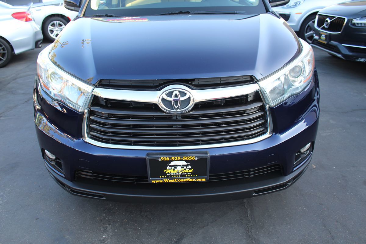 2015 Toyota Highlander XLE photo 9