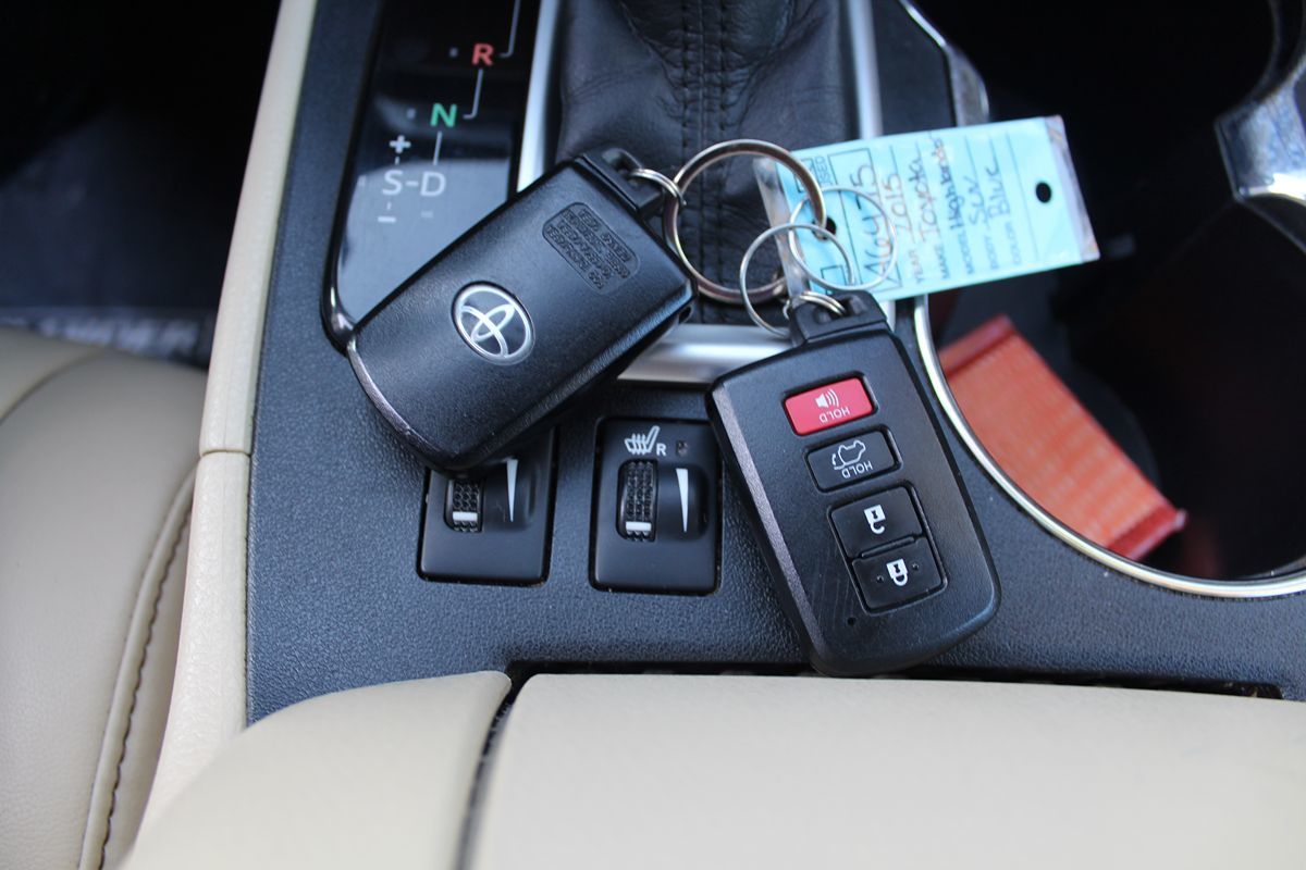 2015 Toyota Highlander XLE photo 35