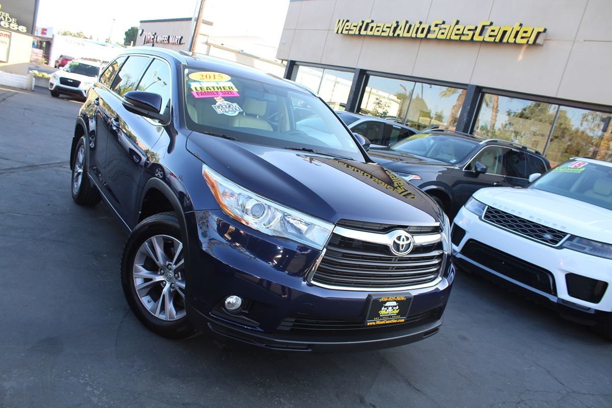 2015 Toyota Highlander XLE photo 43