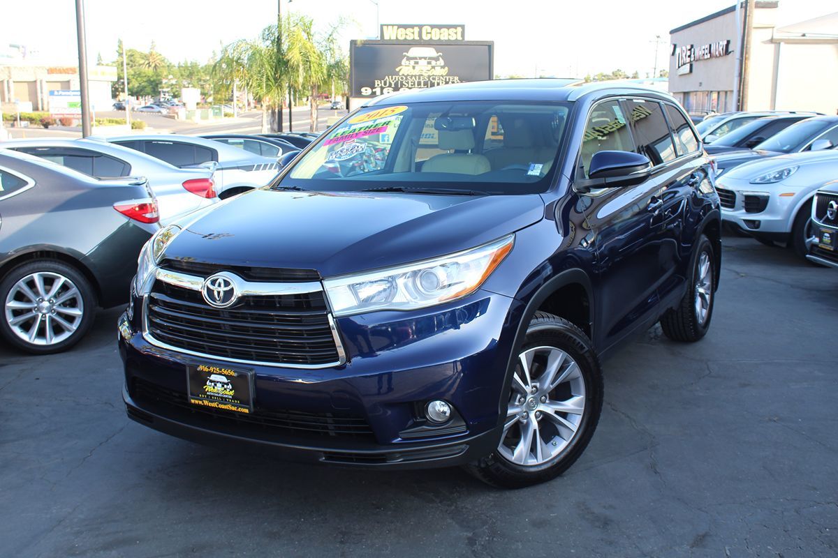 2015 Toyota Highlander XLE photo 46