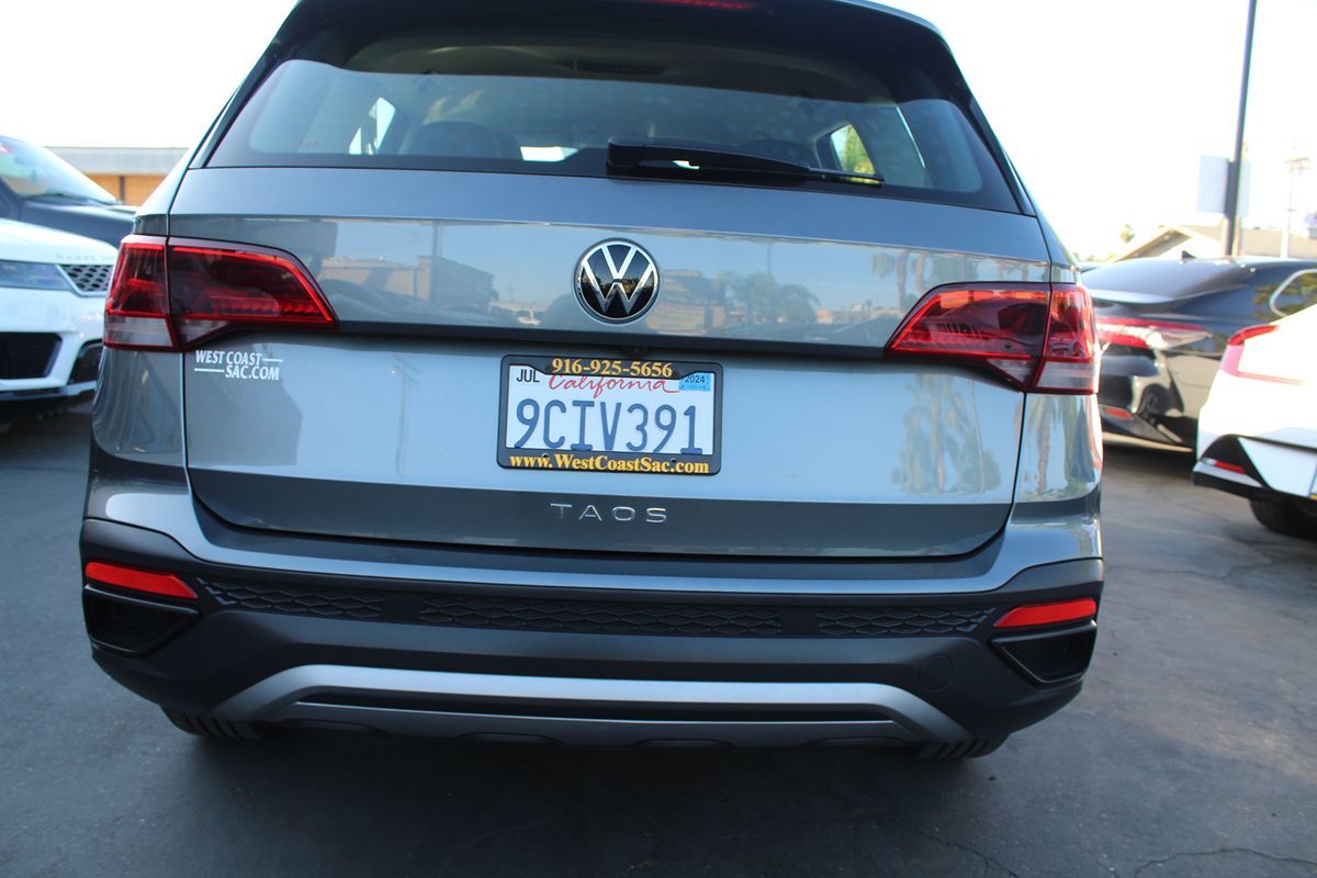 2022 Volkswagen Taos S photo 14