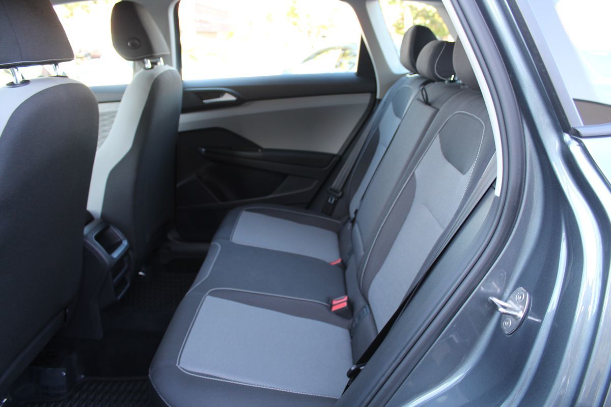 2022 Volkswagen Taos S photo 24
