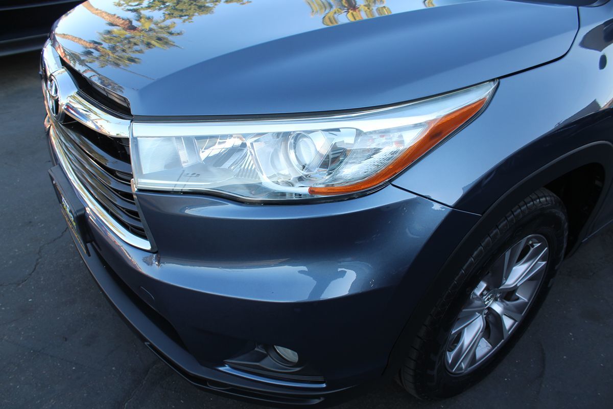 2015 Toyota Highlander XLE photo 8
