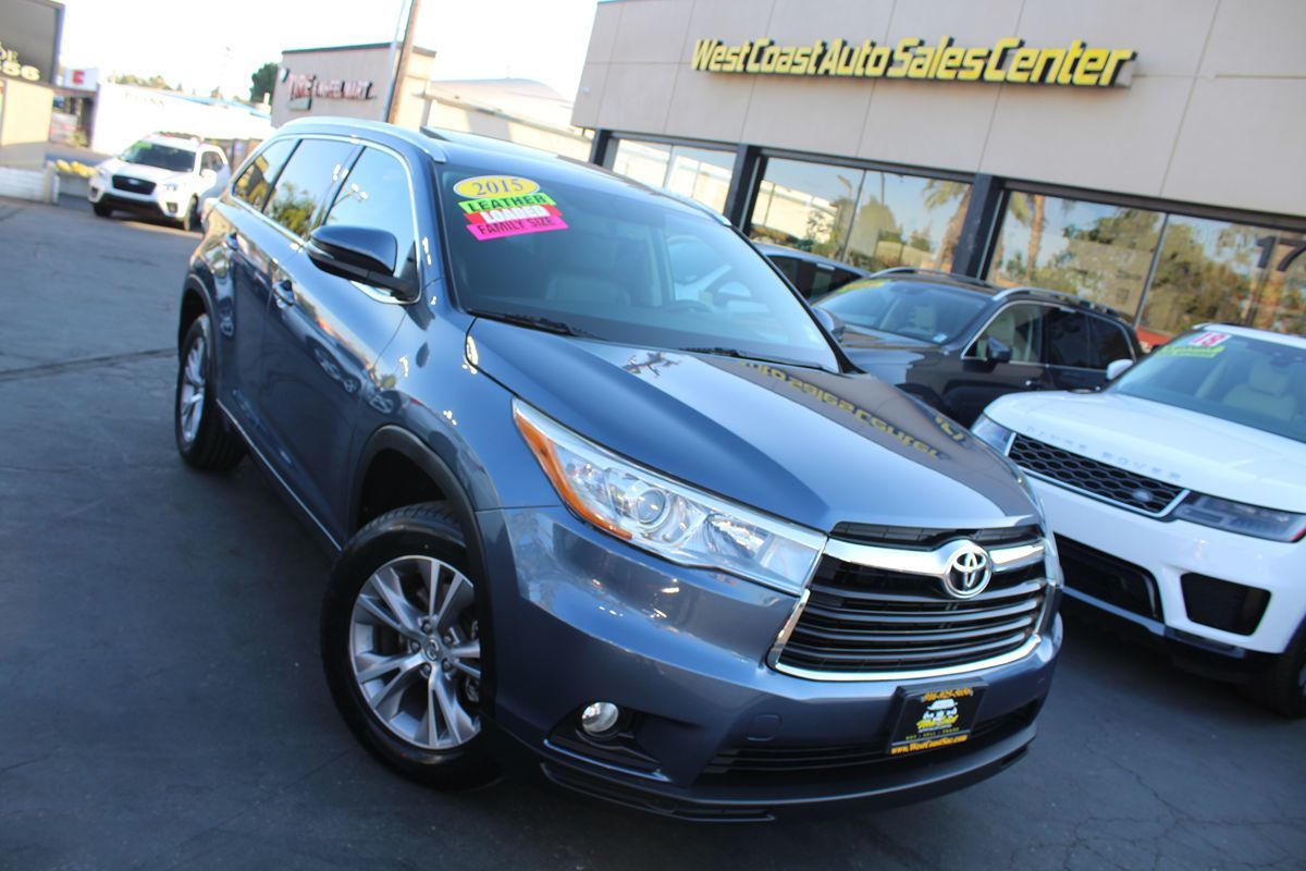 2015 Toyota Highlander XLE photo 35