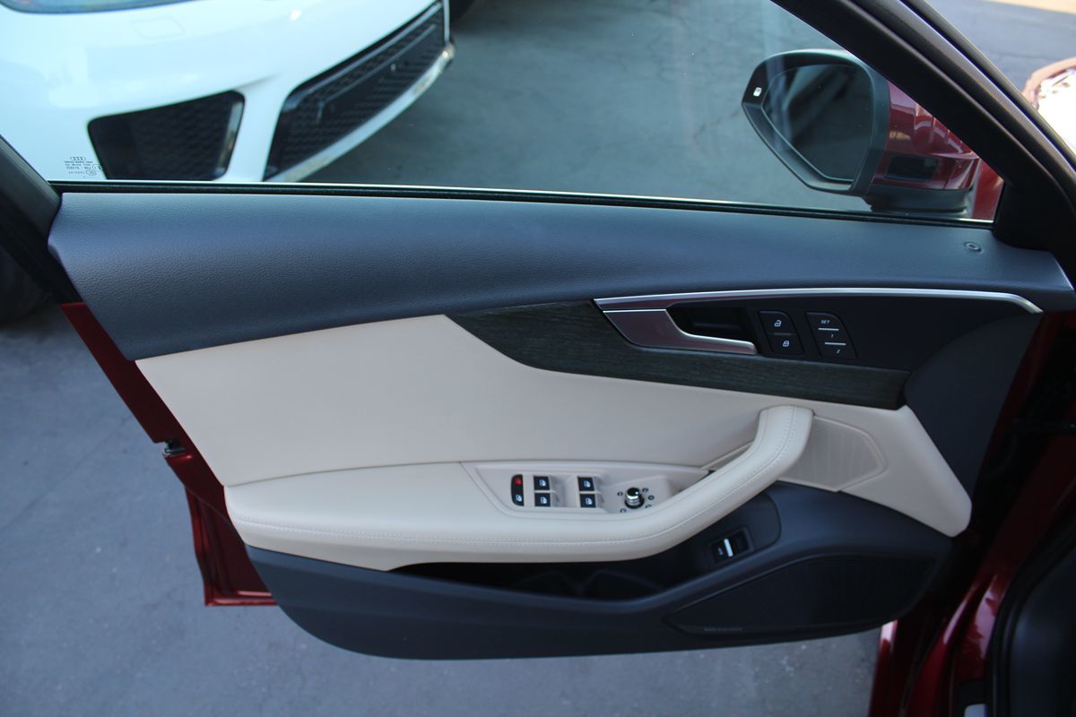 2019 Audi A4 Quattro Premium Plus photo 18