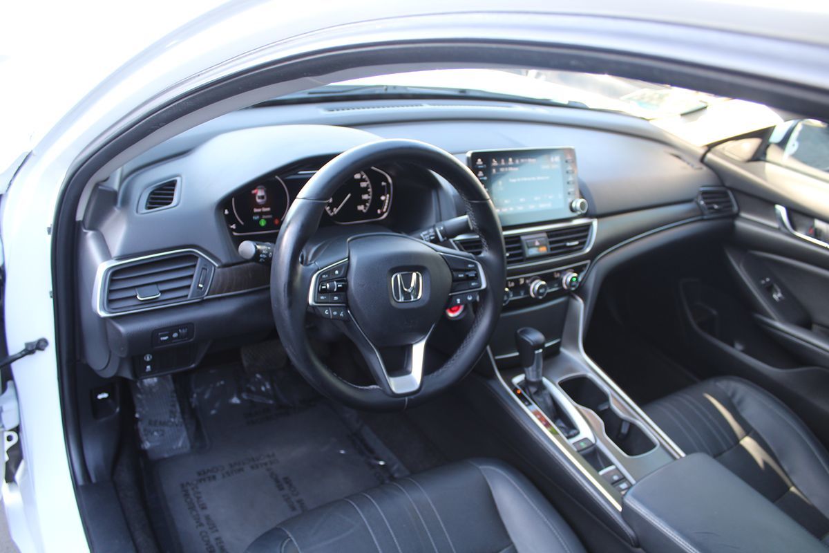 2018 Honda Accord EX-L 1.5T photo 17