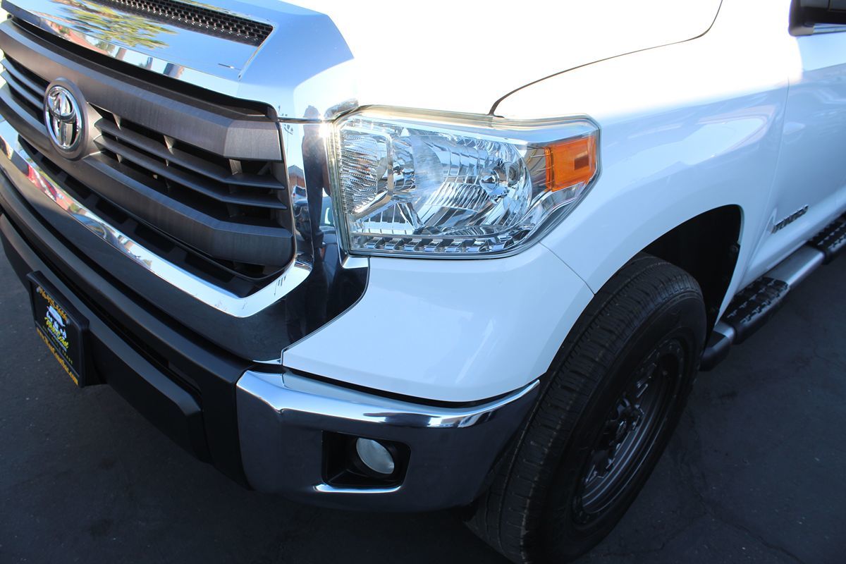 2015 Toyota Tundra SR5 Grade photo 9