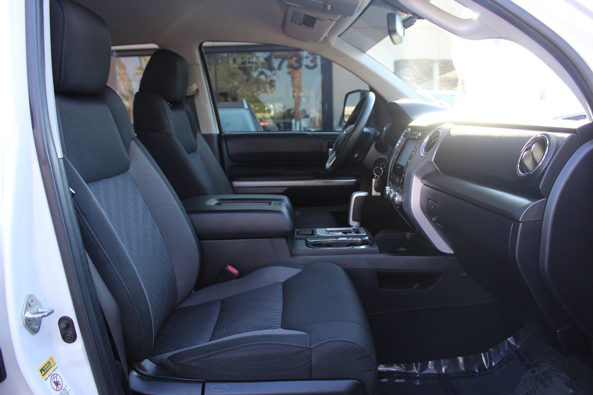 2015 Toyota Tundra SR5 Grade photo 22