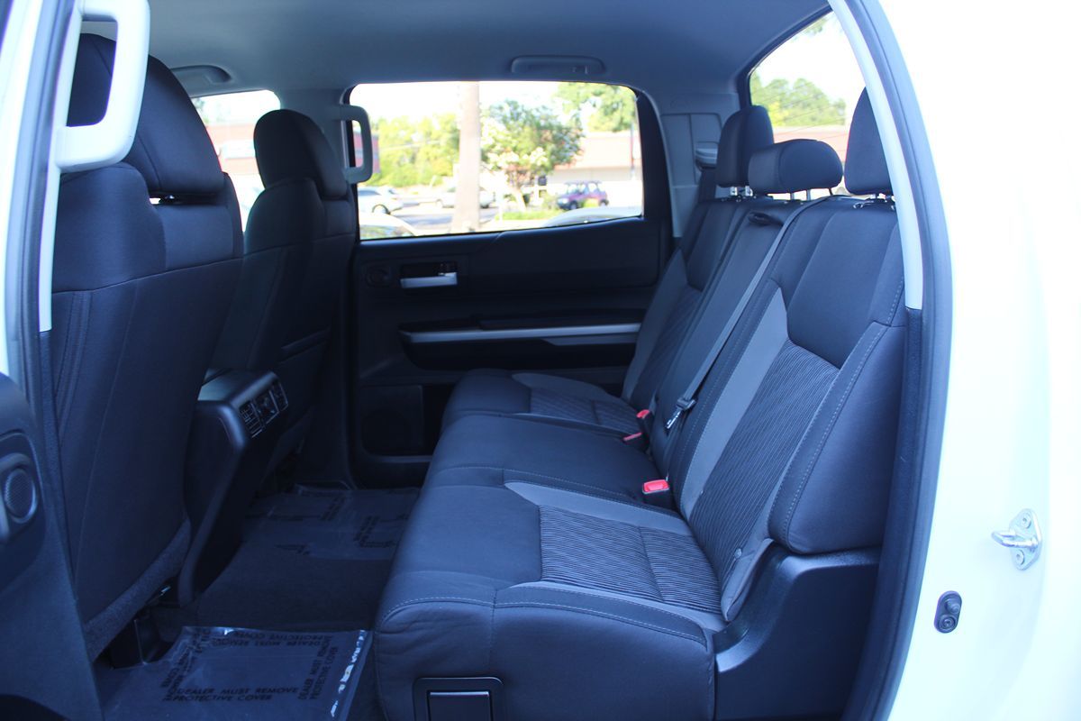 2015 Toyota Tundra SR5 Grade photo 24