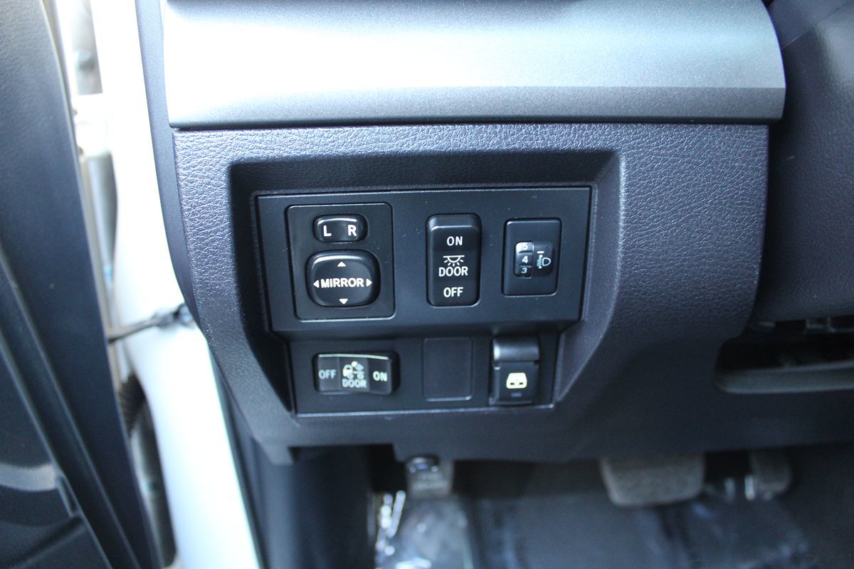 2015 Toyota Tundra SR5 Grade photo 27