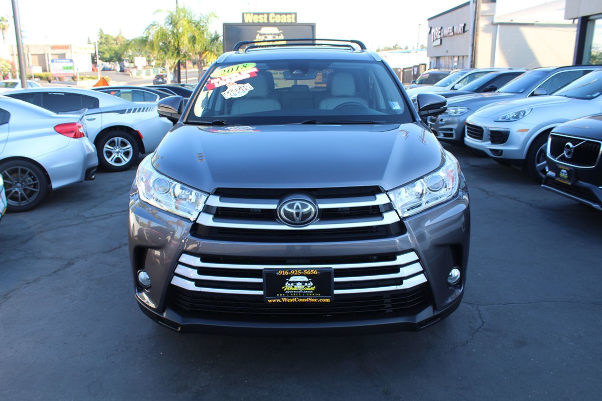 2018 Toyota Highlander XLE photo 3