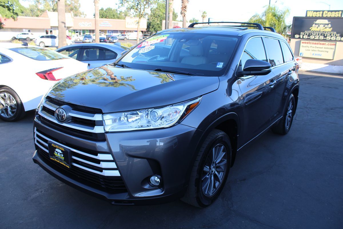 2018 Toyota Highlander XLE photo 4