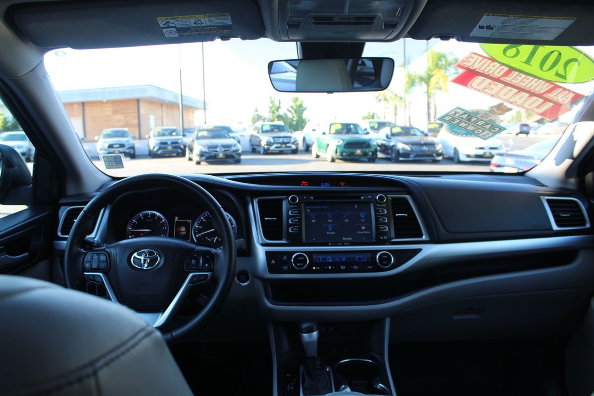 2018 Toyota Highlander XLE photo 27