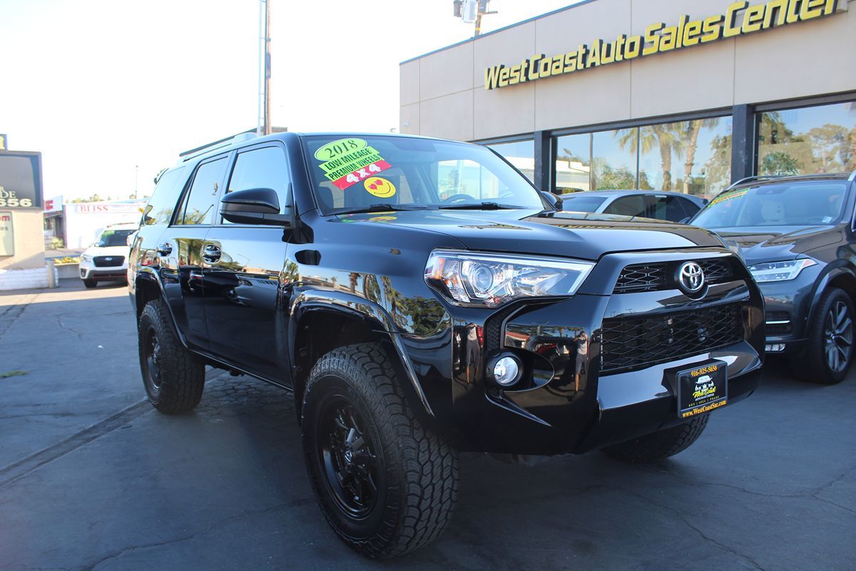 2018 Toyota 4Runner SR5 photo 8