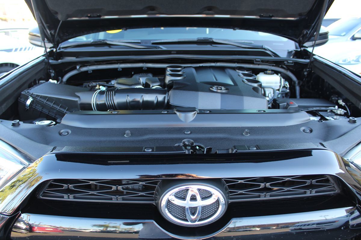 2018 Toyota 4Runner SR5 photo 27