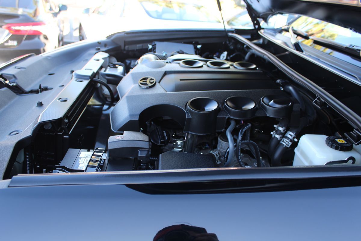 2018 Toyota 4Runner SR5 photo 28