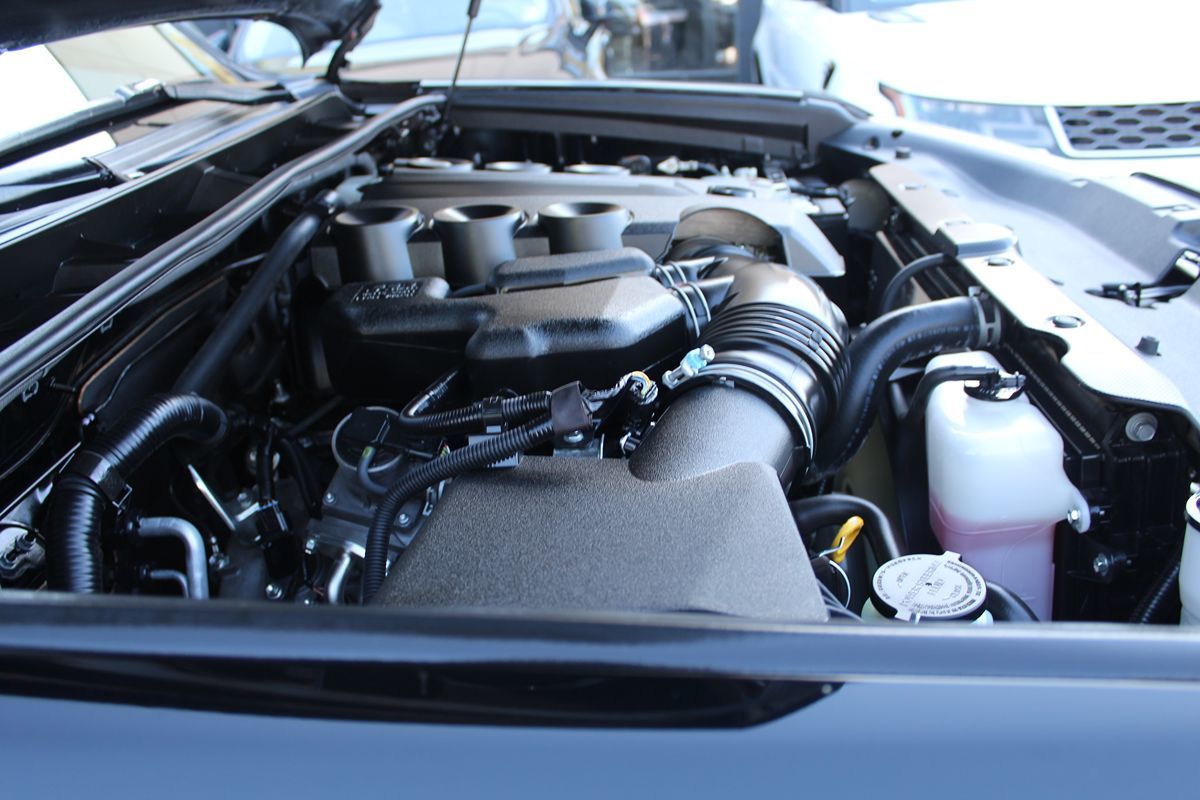 2018 Toyota 4Runner SR5 photo 29