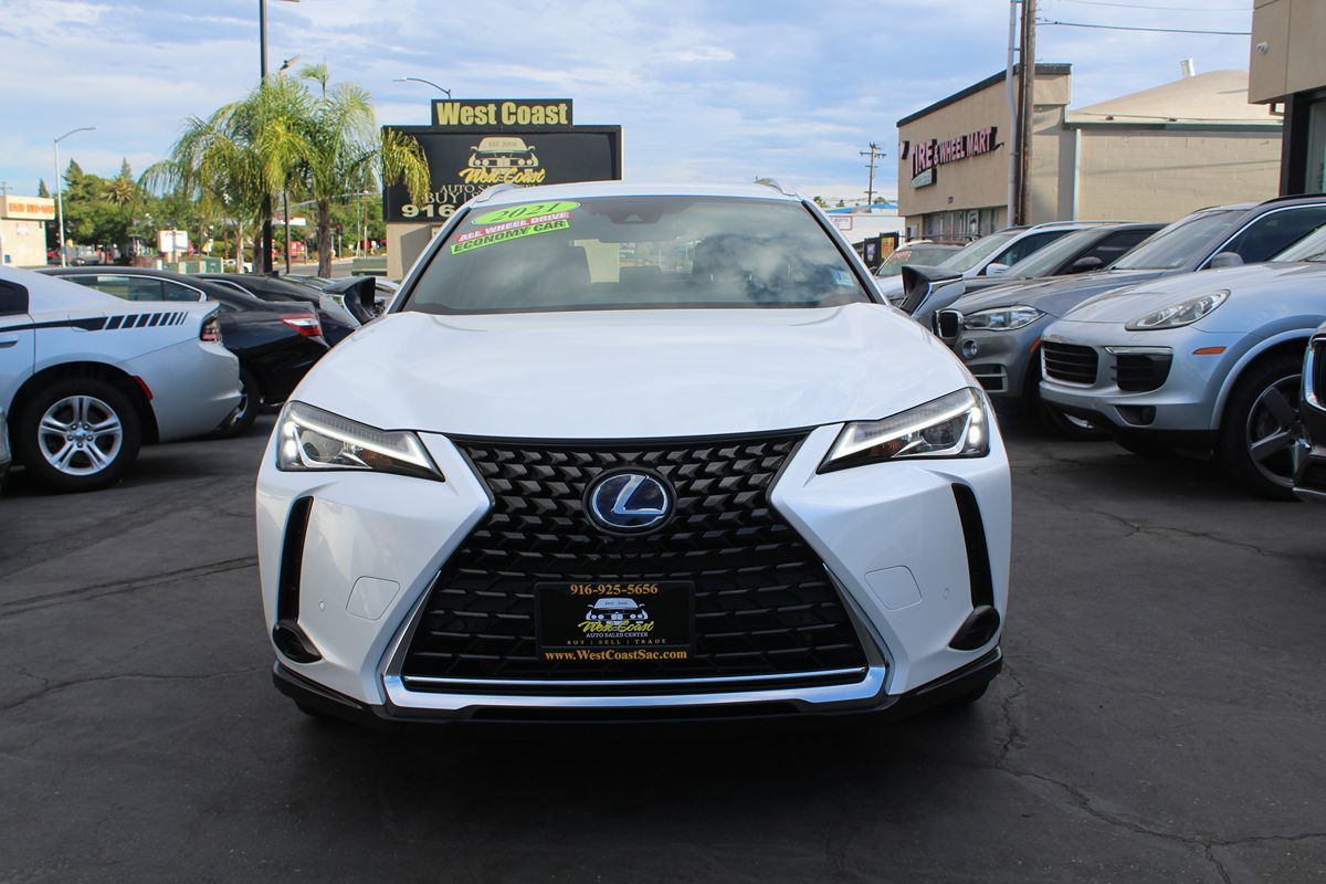 2021 Lexus UX 250h photo 3