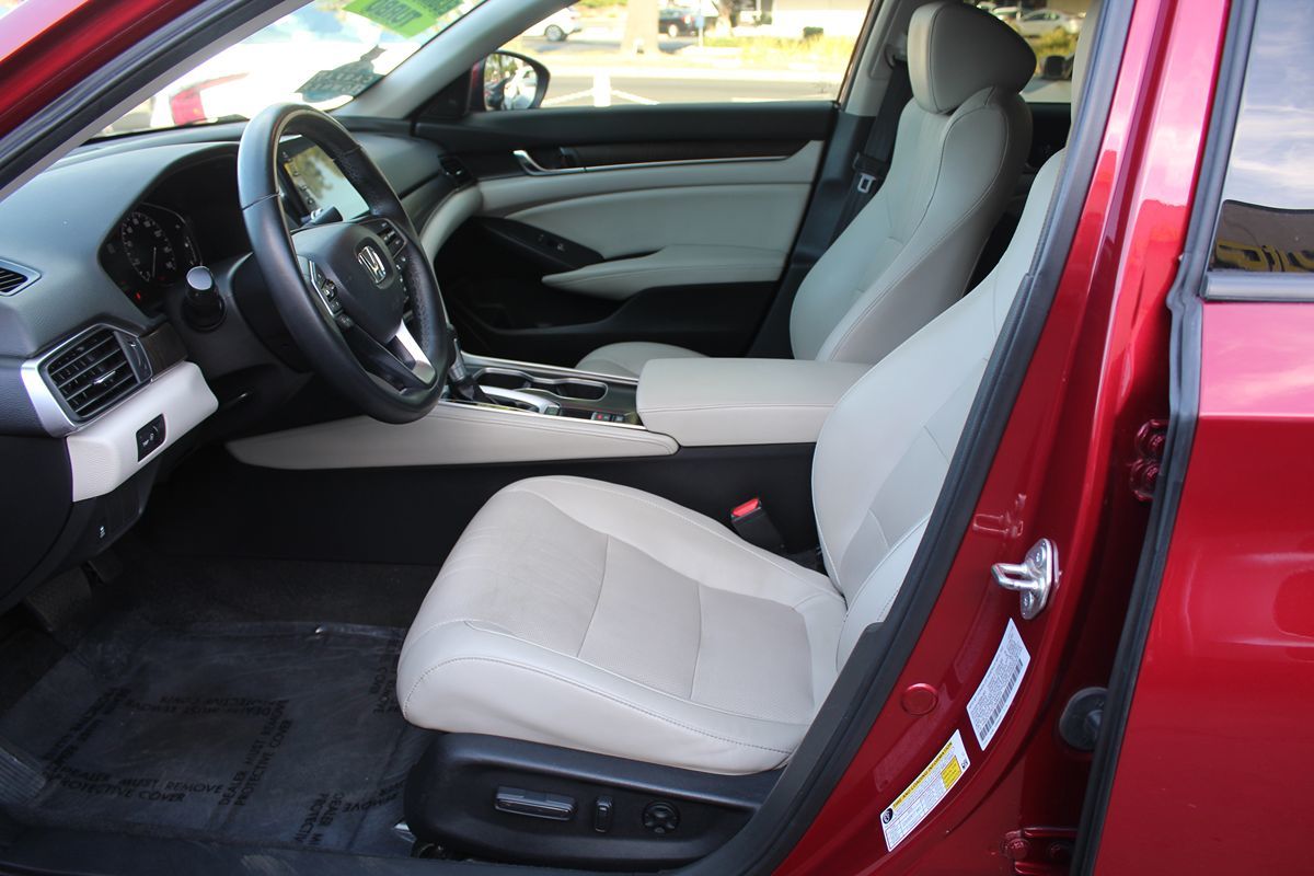 2018 Honda Accord EX-L 1.5T photo 15