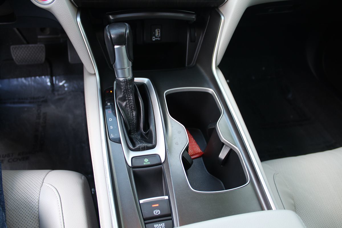 2018 Honda Accord EX-L 1.5T photo 23