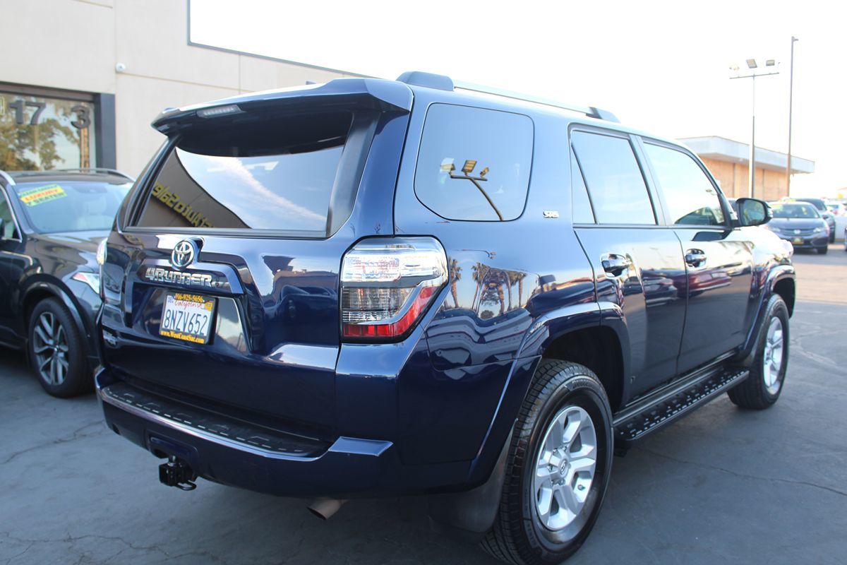 2020 Toyota 4Runner SR5 Premium photo 7