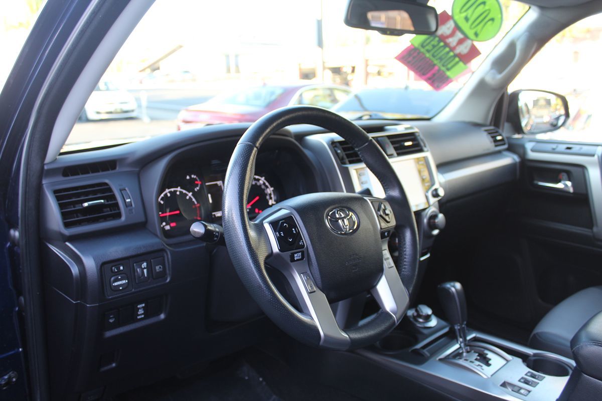 2020 Toyota 4Runner SR5 Premium photo 14