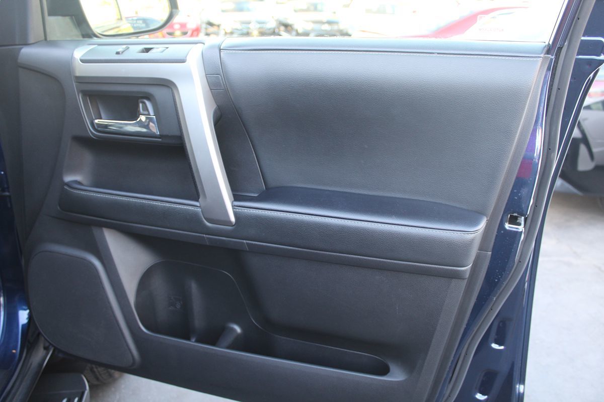 2020 Toyota 4Runner SR5 Premium photo 20